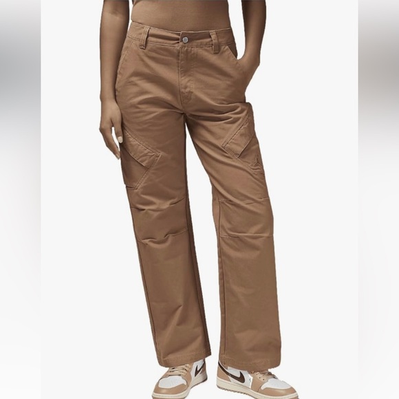 New Jordan Women’s Standard Fit Chicago Pants Archaeo Brown Size Large